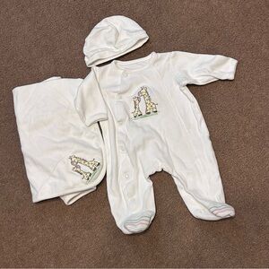 3Pc Matched Baby Set 3mos w Giraffe Print